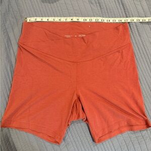 Old Navy Active Powerchill High-Rise Bike Shorts - Coral